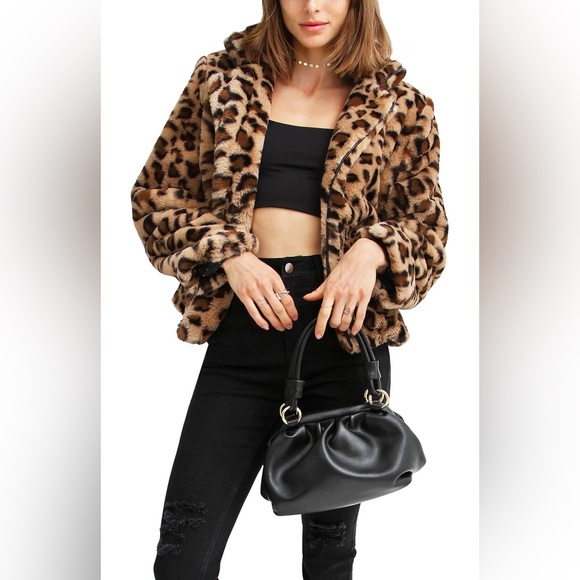Belle & Bloom Jackets & Blazers - Belle & Bloom Leopard Faux Fur Jacket